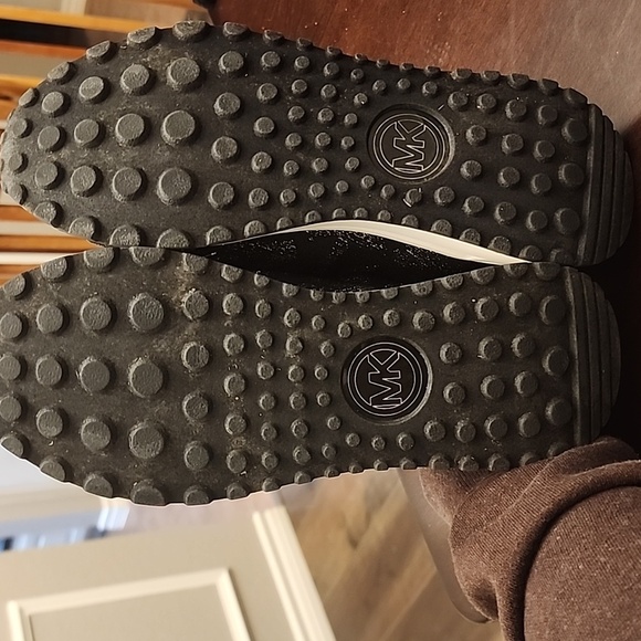 Michael Kors Bodie Metallic Logo Knit Slip-On Trainer sz 6m - Picture 6 of 8